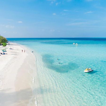 Ayala Oceanview Maldives Hotell Gulhi Eksteriør bilde
