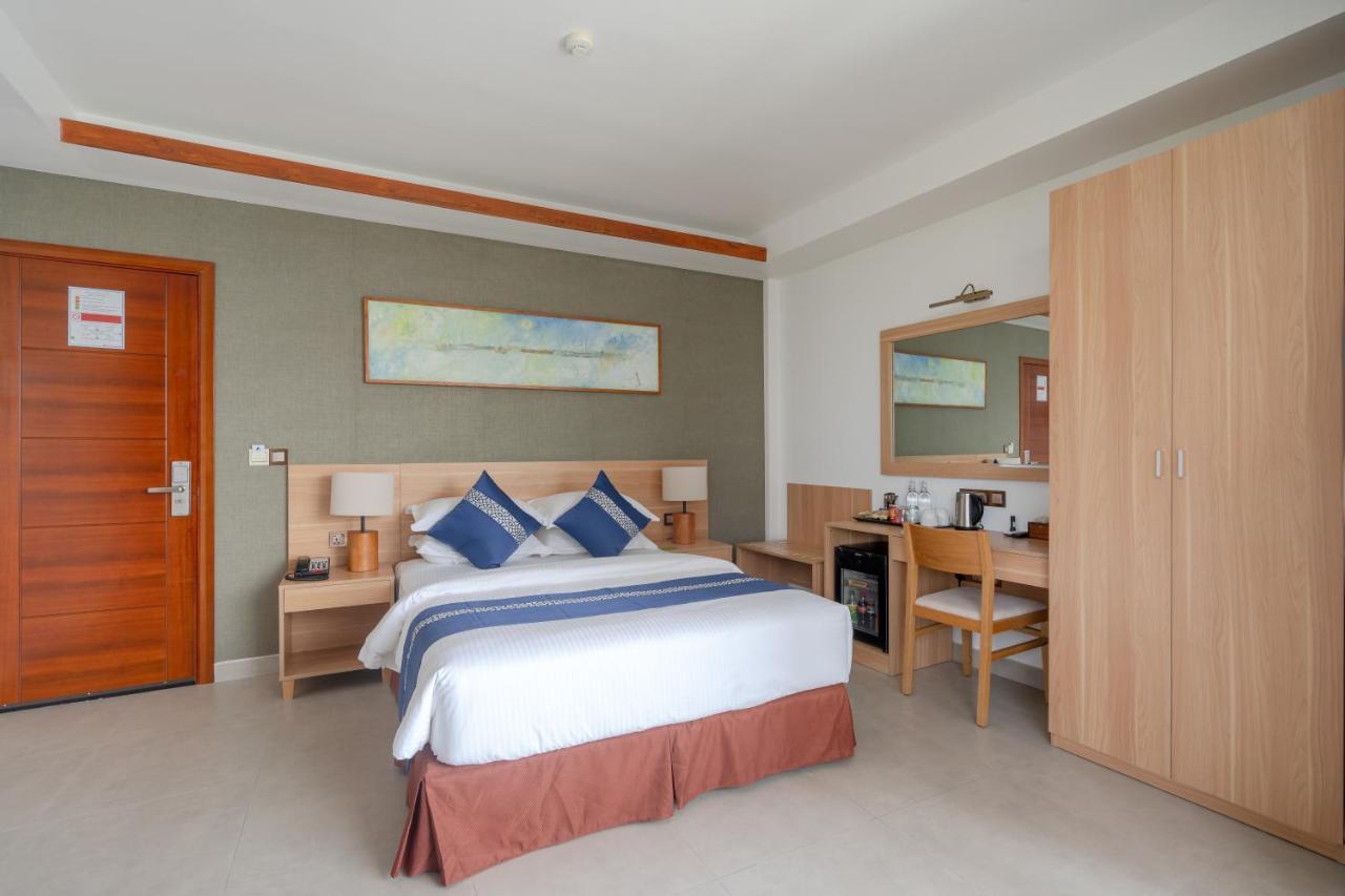 Ayala Oceanview Maldives Hotell Gulhi Eksteriør bilde