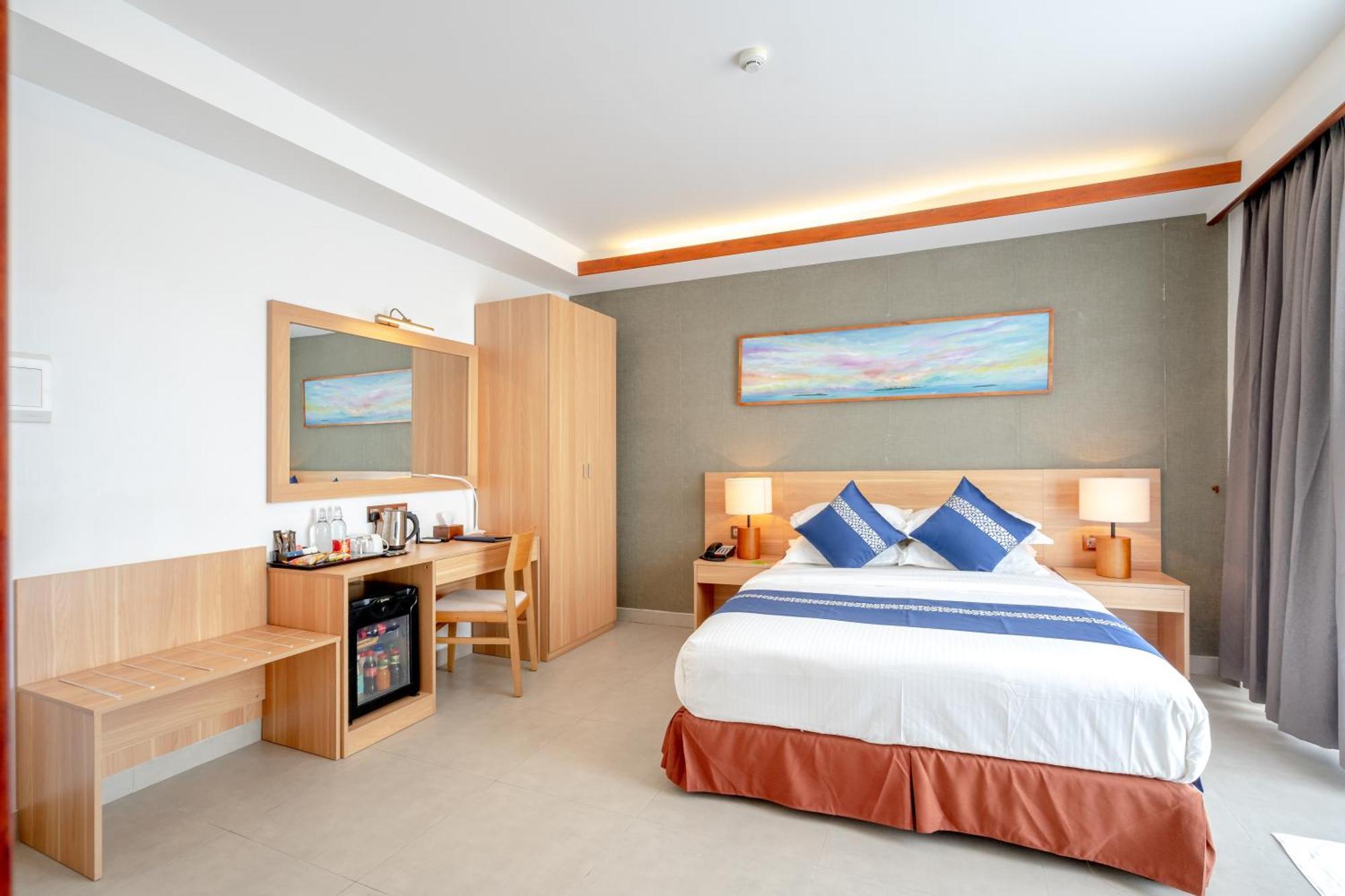 Ayala Oceanview Maldives Hotell Gulhi Eksteriør bilde