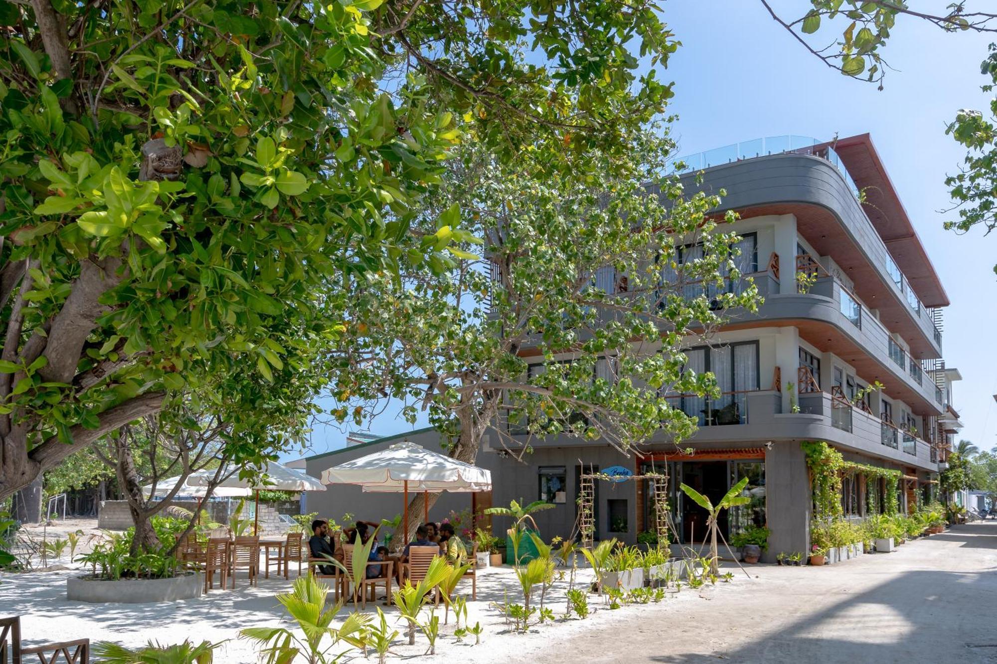 Ayala Oceanview Maldives Hotell Gulhi Eksteriør bilde